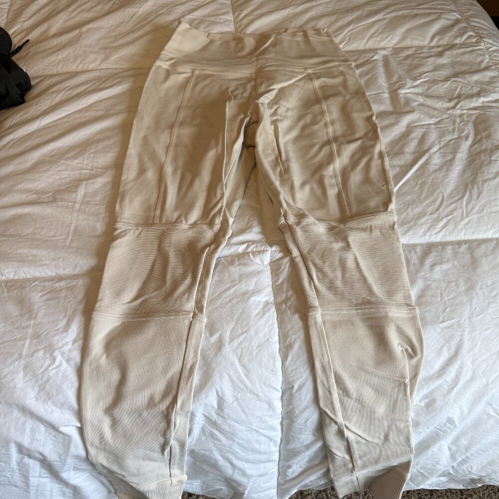 ALO Leggings - Moto Stlye